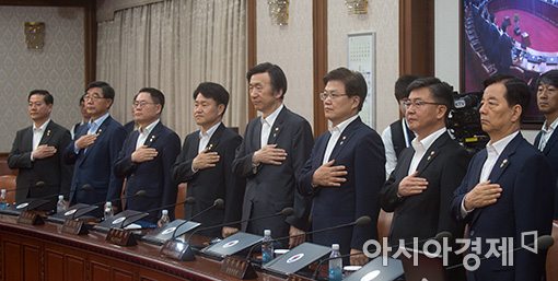 [포토]국무회의 참석한 전 정부 국무위원들