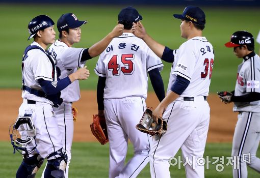 [포토]두산, '잠실 더비 짜릿한 역전승'