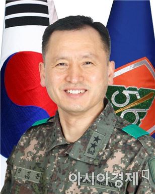 인성환 56사단장, 美 정부 공로훈장… 한미연합사단 창설 기여