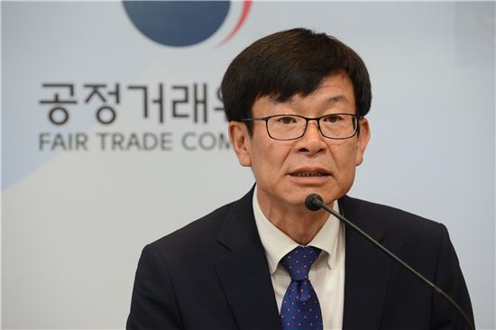'저격수' 김상조 "9월까지 공정위 혁신방안 마련…국민들께 사과할 것(종합)