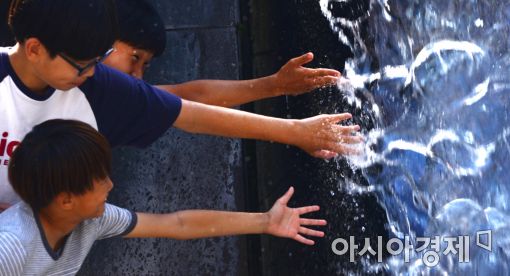 [포토]'더위 저리가'