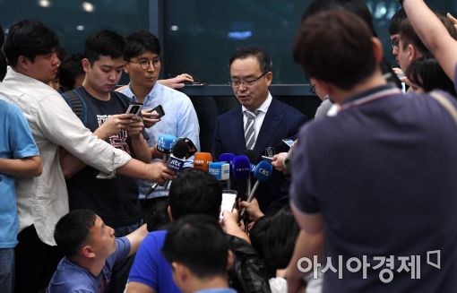 [포토]이용수 기술위원장, '변화가 필요한 시점'