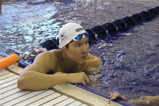 박태환, 전국체전 자유형 200m에서 2회 연속 우승
