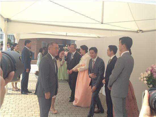 정몽준 장녀 결혼식…정의선·박정원·김무성 등 정재계 참석(종합) 