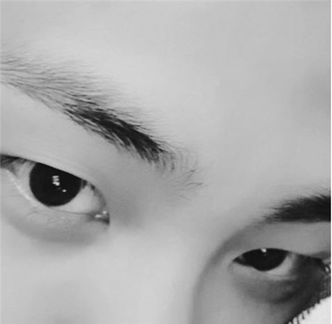 '최고의 한방' 김민재, 눈만 크롭해도 잘생겼네 "귀여워요"