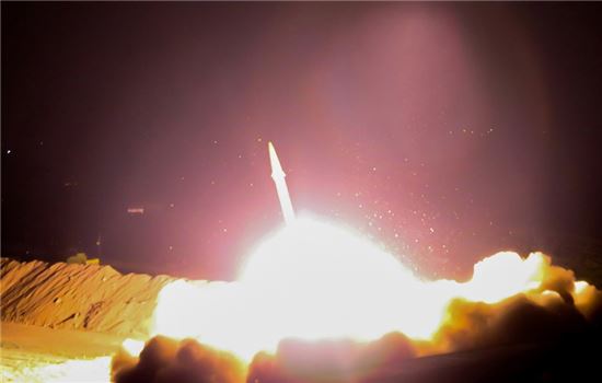 이란, 29년만에 시리아로 첫 미사일 실전 발사