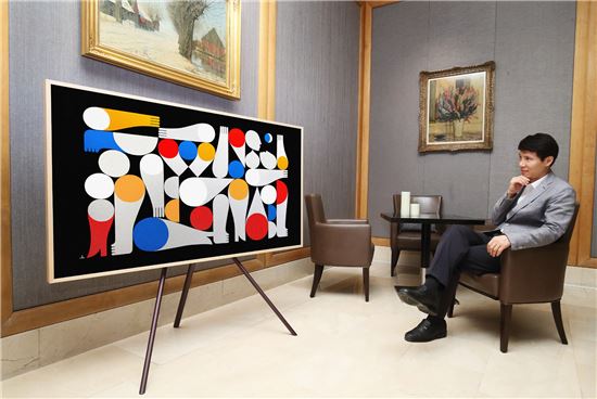 TV 꺼지면 예술작품 감상…삼성 '더 프레임' 국내 출시 