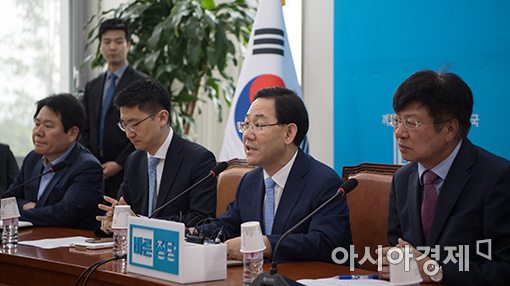 [포토]모두발언하는 주호영 대표대행