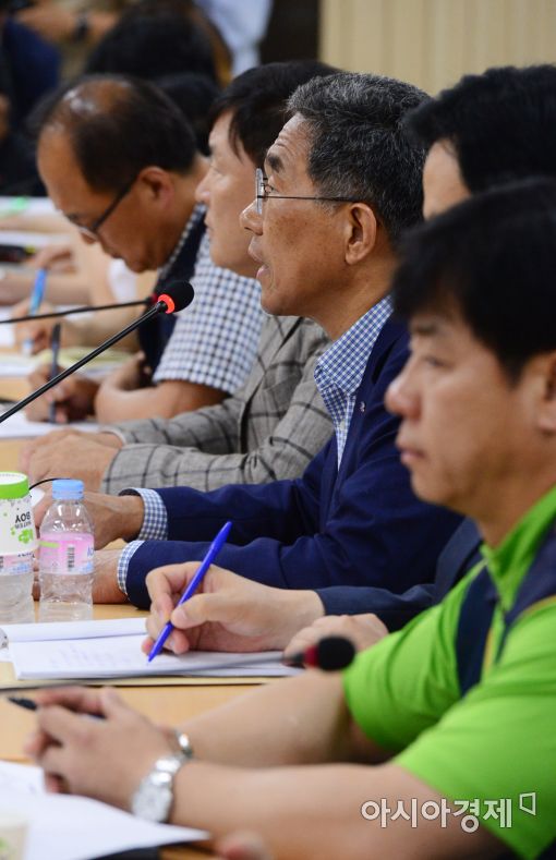 [포토]발언하는 김주영 한국노총 위원장