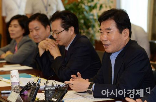 [포토]모두발언하는 김진표 국정기획자문위원장 