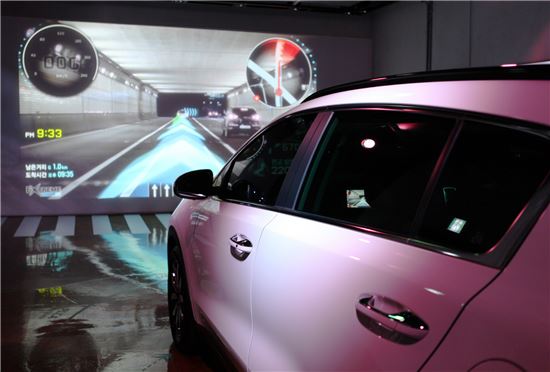 팅크웨어, 내비게이션 'X3'·블랙박스 'QXD1000 알파' 공개