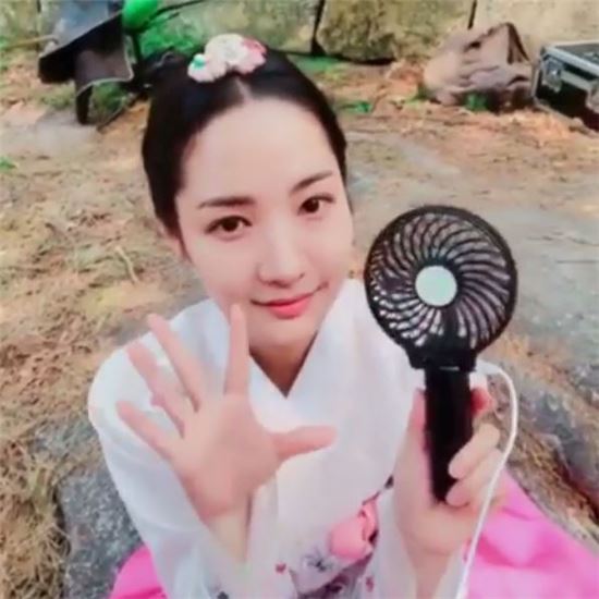 '7일의 왕비' 박민영, 재치 있는 본방사수 독려…"7요일?"