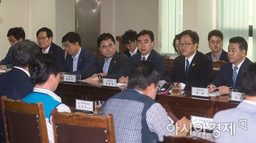[포토]민주당, 첫 민생 현장방문