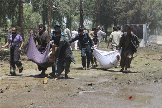 [포토]아프간서 자살폭탄 테러 발생…최소 36명 사망