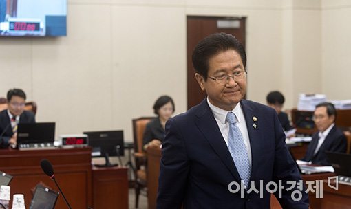 [포토]서주석 국방부 차관, 국회 국방위 첫 출석