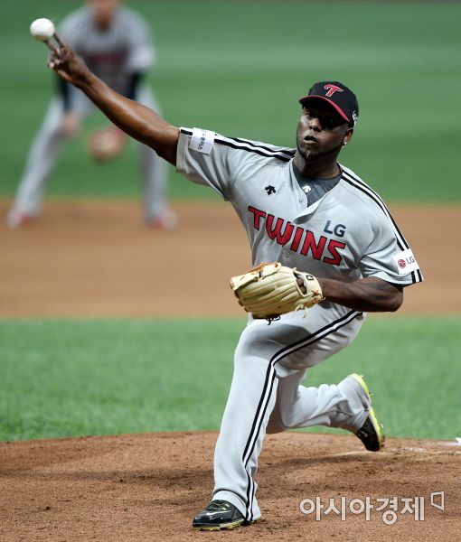 [포토]소사, '시즌 7승을 향해'