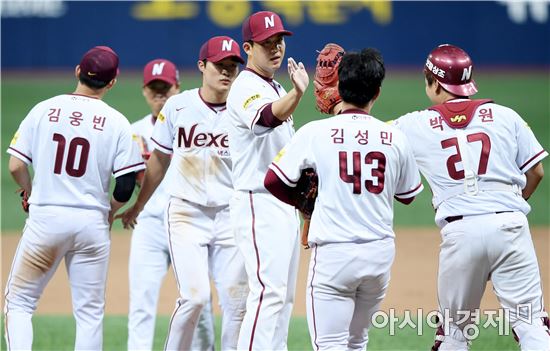 [포토]넥센, '승리의 하이파이브'