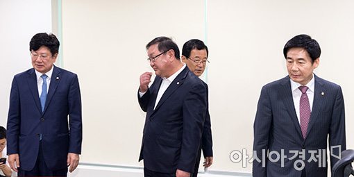 [포토]여야 4당, 정책위의장 회의