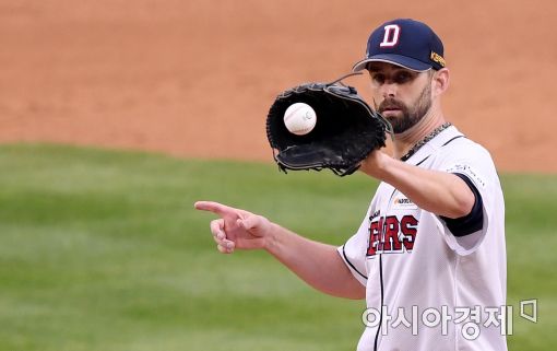 [포토]니퍼트, '두산 선발은 바로 나'