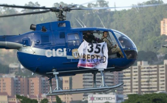 헬기 공격받은 베네수엘라 대법원…"마두로 폭정에 대항"