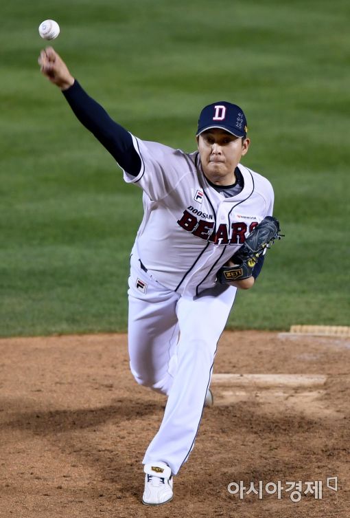 [포토]역투하는 두산 김강률