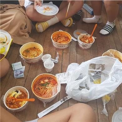 (출처: 인스타그램 아이디 @ghh***, @sky***, @geu***)