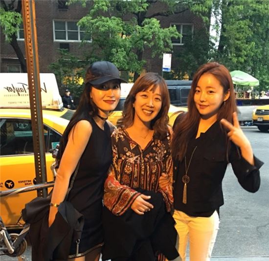 서민정, 황보·문지인과 뉴욕서 포착…"황보랑 지인씨랑 아줌마랑"