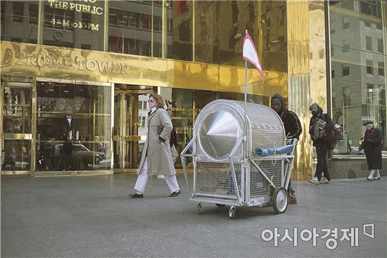 ‘소외된 자들의 깊은 울림’ 크지슈토프 보디츠코展