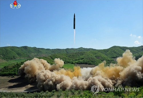 북한이 공개한 화성-14형 발사 장면(사진=연합뉴스) 