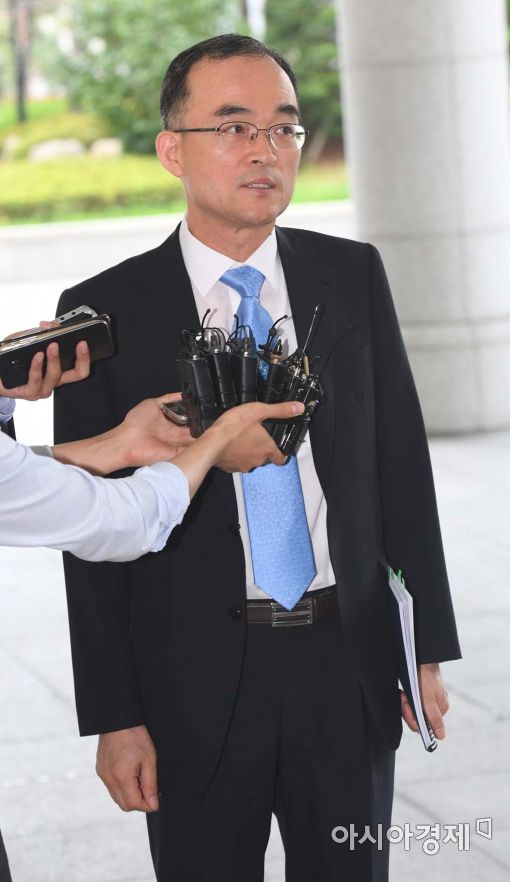 [포토]문무일 "부패 공직자는 국가와 국민, 조직의 적"