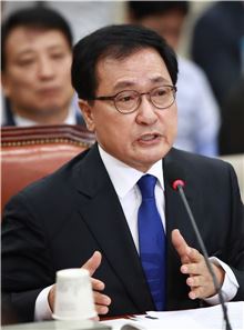 따로국밥과 산지직송…유영민의 통신비인하 메뉴