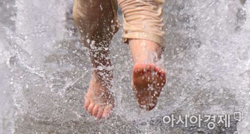 [포토]폭염엔 물놀이가 최고
