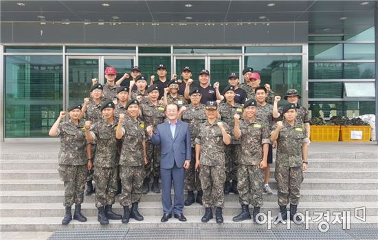 광주대 김혁종 광주대 총장, 하계 입영훈련 학군사관후보생 격려