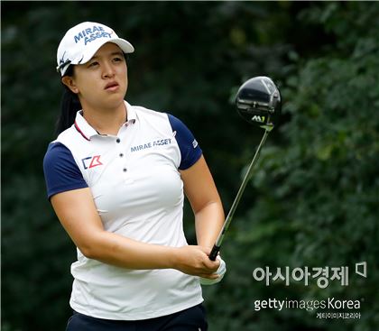 김세영 공동 12위 "2승 사냥 쉽지 않네"