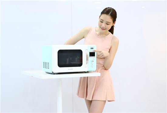 동부대우전자, 충전용 USB 적용 전자레인지 美 수출