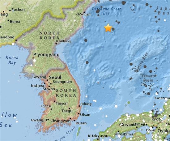 북한 동해상에서 규모 5.8 지진…美 "핵실험 아니다"