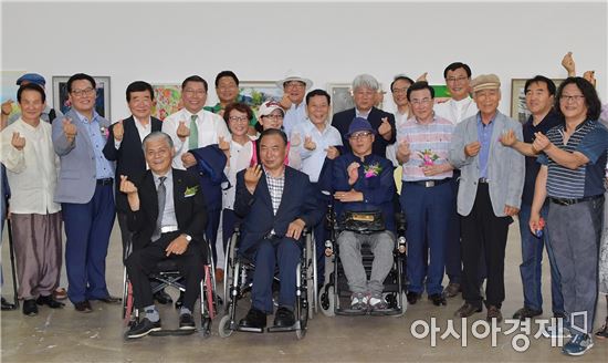 윤장현 광주시장, 장애인·비장애인 예술한마당 ‘다므기전’ 참석