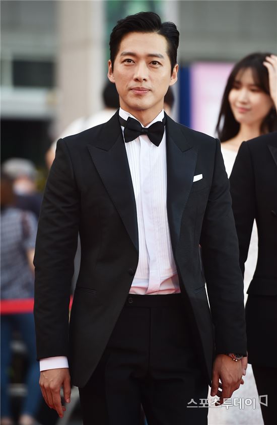 '나 혼자 산다' 이시언, 유쾌한 '남궁민 사투리 연기 선생님' 자처