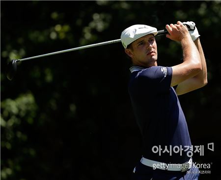 디섐보 5위 "아이언 샷이?"