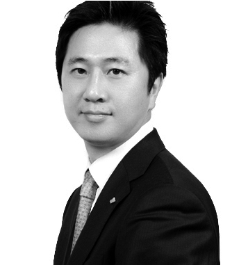 '수장'까지 교체된 CJ푸드빌의 험난한 K-푸드…적자 늪 속 늘어나는 빚보증