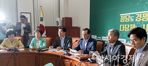[포토]발언하는 김동철 원내대표