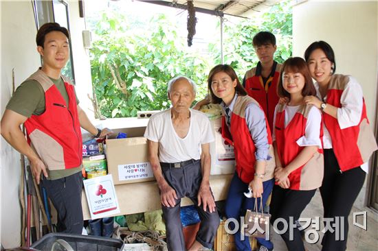 롯데아울렛 남악 "무안노인복지센터 사랑나눔"