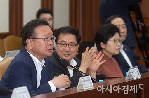 [포토]발언하는 김부겸 행자부 장관