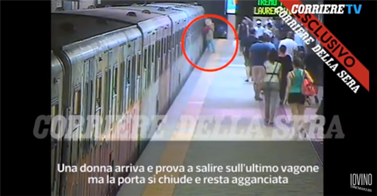 지하철 문에 가방 낀 채 출발한 열차서 목숨 구한 여성(영상)