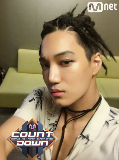 '엠카운트다운' 엑소 카이, 파격적인 헤어 변신...남다른 눈빛