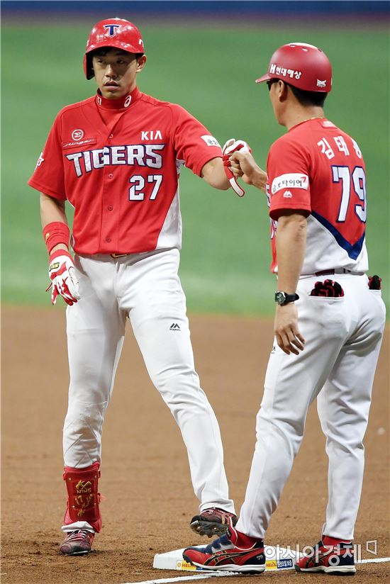 [포토]이명기, '리드오프 안타'