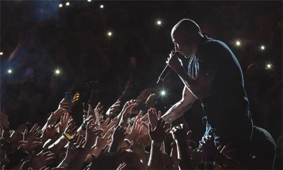 린킨파크 보컬 체스터 베닝턴, 재조명된 그의 발언…“나는 내가 죽을거라고 생각했다”? 