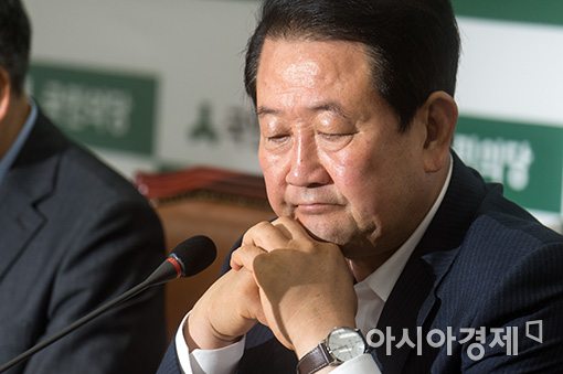 [포토]고심 많은 박주선 비대위원장