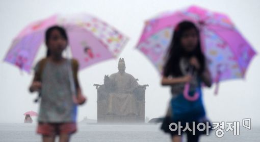 [포토]비 내리는 광장