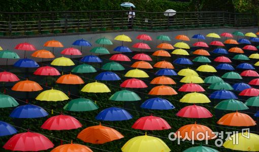 [포토]우산의 계절